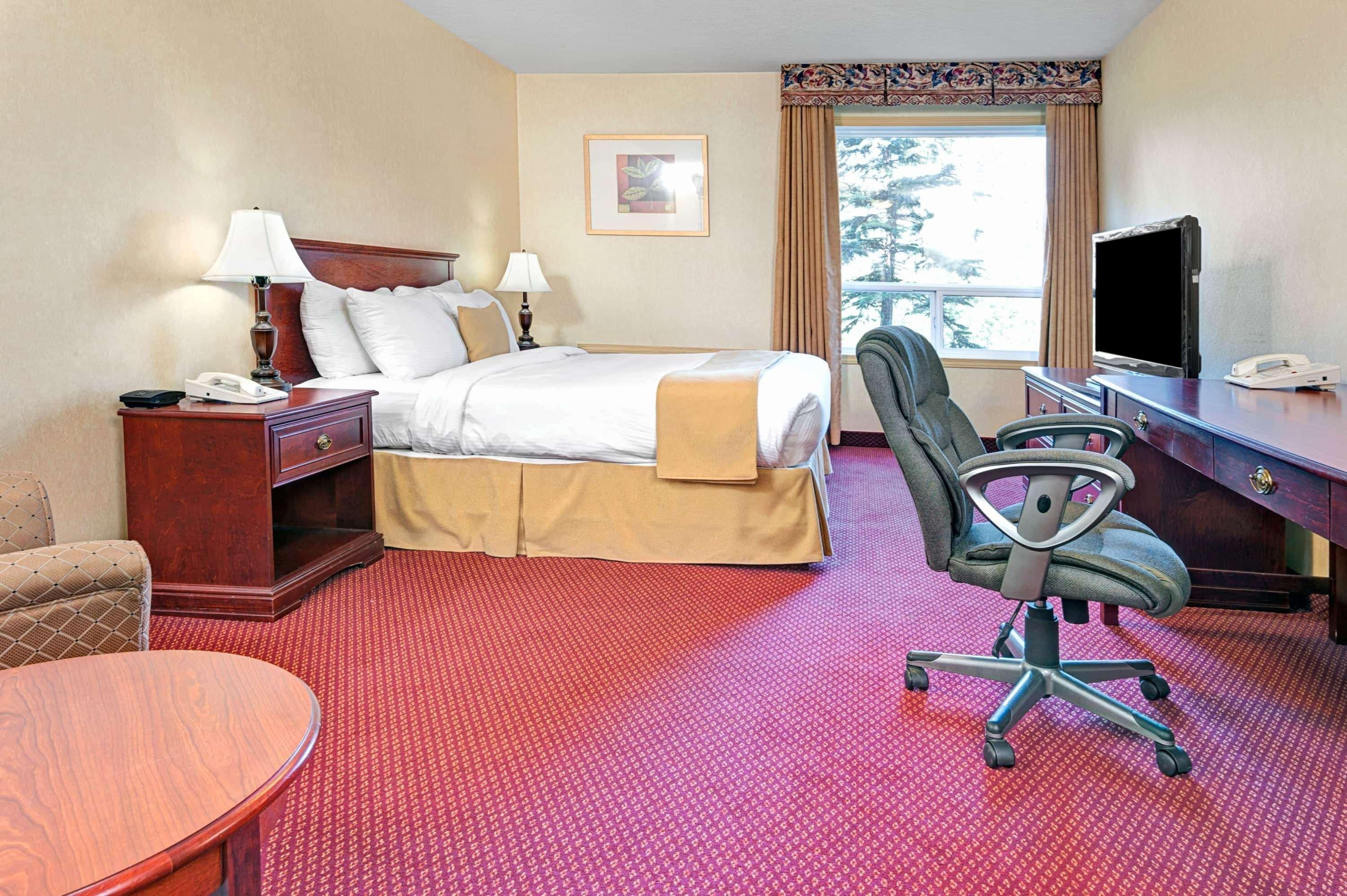 Quality Inn & Suites Edmonton International Airport Leduc Exterior foto